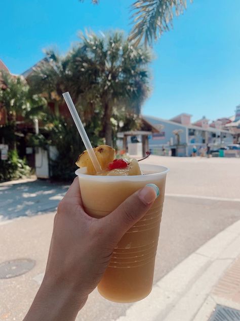 Fruity drink, mango, beach, aesthetic, blue, happy, yummy, nails, palm trees, vacation, vibes, cute, photos Nails Palm, Drink Mango, Mango Drinks, Fruity Drinks, Mango Juice, Vacation Vibes, Aesthetic Blue, Juice Bar, Sweet Scents