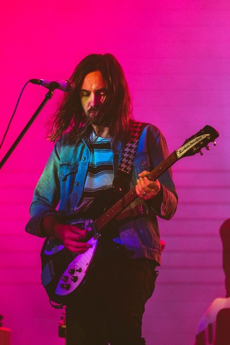 Tame Impala Kevin Parker, Wall Pics, Tame Impala, Mia 3, Picture Collage Wall, Wall E, Indie Pop, Rock Chic, Music Aesthetic