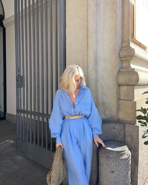 Laura Jade Stone (@laurajadestone) • Instagram photos and videos Laura Jade Stone Outfits, Neutral Color Outfits, Laura Jade Stone, Color Outfits, 20s Fashion, August 11, Blue Outfit, Jade Stone, Lookbook Outfits