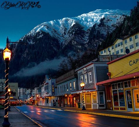 Alaska Photos, Alaska Usa, Juneau Alaska, Eternal Youth, Alaska Airlines, Dream Travel Destinations, Mountain Town, World Cities, John Muir