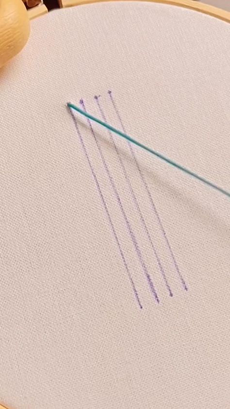 Nakshi Embroidery, Simple Flower Embroidery Designs, Embroidery Floss Crafts, Basic Hand Embroidery Stitches, Simple Hand Embroidery Patterns, Embroidery Lessons, Diy Embroidery Designs, Bead Embroidery Tutorial, Hand Embroidery Videos