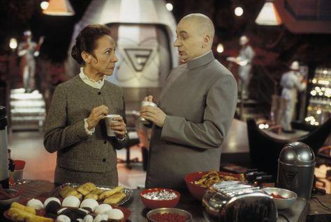 The best part in the movies (for me) --Frau: You know I will never love another man. --Dr. Evil: *knowing Frau becomes a lesbian later on* Yes that's true. L.O.frickin.L. The Spy Who Shagged Me, Dr Evil, Mike Myers, New Line Cinema, Austin Powers, British Invasion, Up Costumes, Retro Party, Another Man