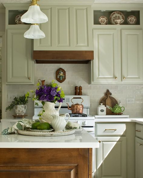 90s Oak Cabinets, 90s Kitchen Cabinets, Sage Green Kitchen Cabinets, 90s Kitchen, Green Kitchen Island, Sage Green Kitchen, Hidden Hinges, Green Kitchen Cabinets, Two Tone Kitchen