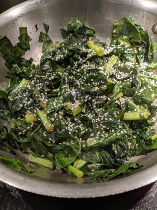 Kohlrabi Leaves Recipe, Kohlrabi Recipes Healthy, Kohlrabi Greens, Kohlrabi Recipes, Swiss Chard Recipes, Chard Recipes, Celery Root, Asian Foods, Elimination Diet