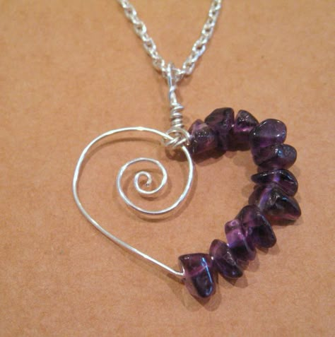 Amethyst Spiral Heart - Explore Bead On A Wire's photos on Flickr. Cincin Diy, Carcase Iphone, قلادات متدلية, Beads Ideas, Jewerly Making, Wire Jewelry Designs, Diy Wire Jewelry, Making Beads, Homemade Jewelry