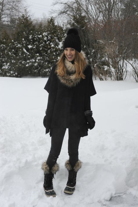 Snowed In | Oh So Glam Sorel Boots Outfit, Green Parka Outfit, Snow Boots Outfit, Winter Outfits Snow, Winter Mode Outfits, Snow Fashion, Stylish Winter Outfits, Snow Outfit, Boating Outfit