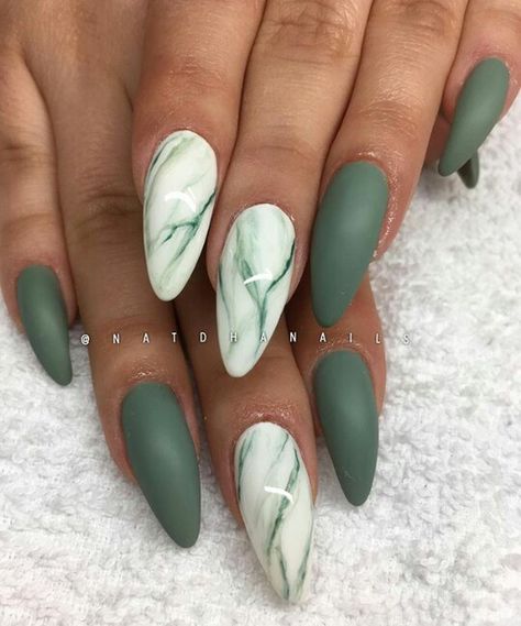 Fall Marble Nails Acrylic, Green And Marble Nails, Nails That Match Green Dress, Matte Olive Green Nail Ideas, Green And White Marble Nails, Nails Art Vert, Sage Green Marble Nails, Dark Green Marble Nails, Classy Green Nails