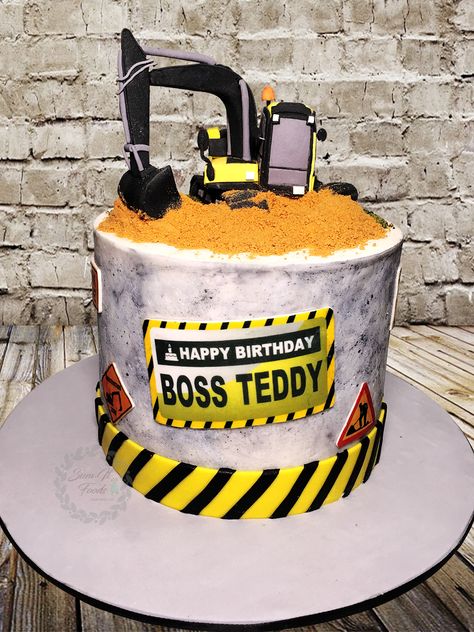 For a more of construction's effect I created a cement like texture, designed with edible construction warning signs and finished with an all edible Volvo inspired backhoe topper. Backhoe Cake, 50th Birthday Cakes For Men, Happy Birthday Boss, Construction Cake, Party Zone, Birthday Cakes For Men, 50th Birthday Cake, Quezon City, Cakes For Men