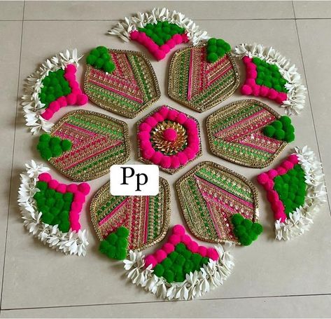 Divali Decoration, Designer Rangoli, Diwali 2022, Marriage Ideas, Rangoli Patterns, Waste Material, Diwali Decor, Diwali Craft, Diwali Diy