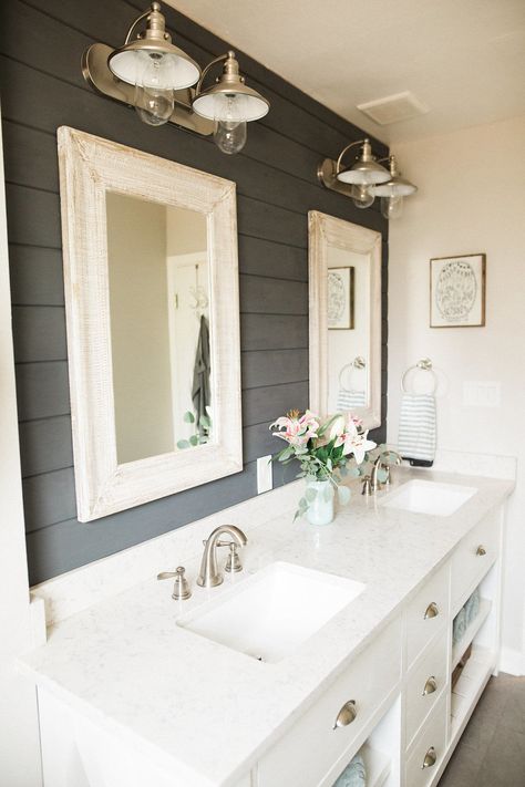 This Bathroom Makeover Will Convince You to Embrace Shiplap Makeover Kamar Mandi, Shiplap Bathroom, Revere Pewter, Decor Ikea, Bad Inspiration, Ideas Hogar, Boys Bathroom, Basement Bathroom, Upstairs Bathrooms