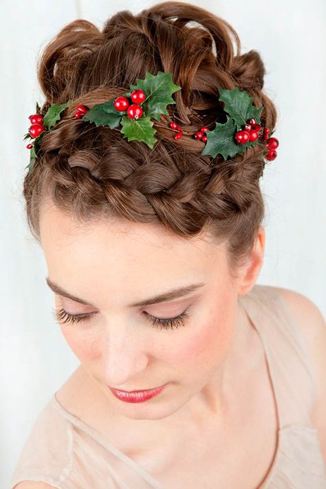 Festive Christmas Headbands for Adults ★ See more: http://lovehairstyles.com/festive-christmas-headbands-adults/ Christmas Hairdo, Fuzzy Wire, Holiday Hair Clips, Felt Accessories, Christmas Party Hairstyles, Holiday Hair Accessories, Pageant Hair, Christmas Attire, Christmas Hair Accessories