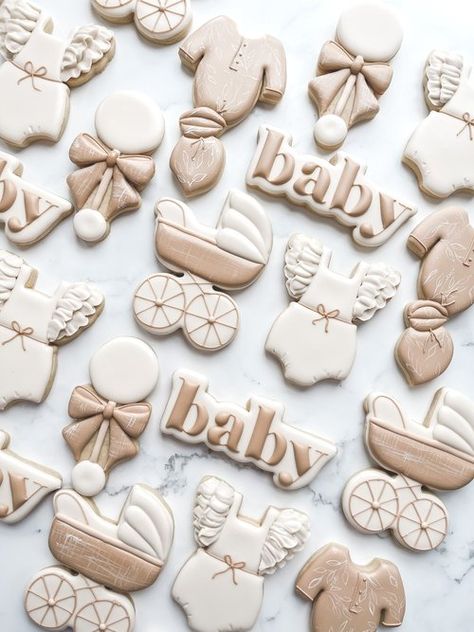 Baby Shower Cookies Neutral, Cow Cookies, Gender Reveal Cookies, Baby Shower Decorations Neutral, Cow Baby Showers, Crazy Cookies, Cookie Decorating Party, Sugar Cookie Royal Icing, Baby Event