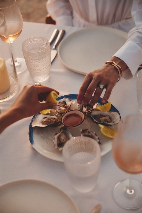 Beach Set Up Aesthetic, Dining Photoshoot, Luxury Lifestyle Photography, Hotel Beach, Summer Restaurant Aesthetic, Hospitality Photography, Beach Restaurant Photography, Hospitality Aesthetic, Beach Bar