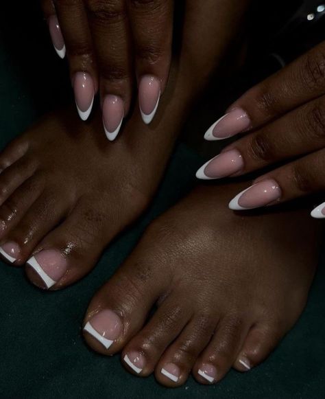 Nails And Toes, Romantic Nails, Fully Booked, French Tip Acrylic Nails, Dope Nail Designs, Short Square Acrylic Nails, Short Acrylic Nails Designs, Square Acrylic Nails, Nail Art Ideas