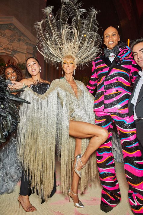 Inside Met Gala 2019 Theme Camp: Pictures, Cocktails, and Performances Met Gala Camp Ideas, Met Gala Camp Theme, Met Gala Themes Party, Met Gala Fashion, Camp Pictures, Camp Notes On Fashion, Janet Mock, Camp Fashion, Met Gala Outfits