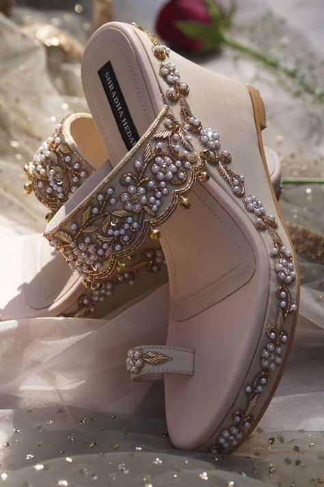 Bride Footwear Indian, Wedding Crocs, Stylish Shoes Heels, Footwear Ideas, Bridal Sandals Heels, Wedding Sandals For Bride, Club Earrings, Bride Heels, Bridal Slippers