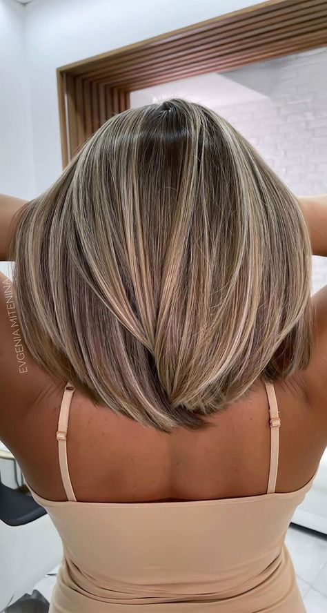 Hair Colour Trends 2022, Colour Trends 2022, Bronde Lob, Best Hair Colour, Hair Colour Trends, Braids Summer, Women Braids, Spring Hair Color, Colour Trends