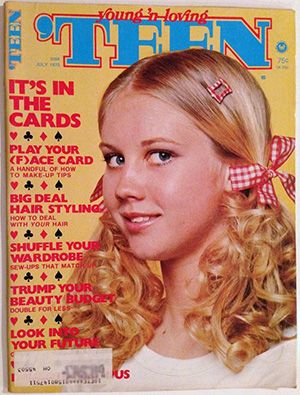 Liz Dress, 70s Glamour, 70s Hair, Ace Card, Girls Magazine, Hair Things, Ethereal Makeup, Teen Magazine, Hair Magazine