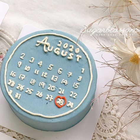 Bday Cake Design, Simple Cake Designs For Boys, Bento Cake Design, Cake Bento, Cake Designs For Boy, Yami Yami, Korean Cake, Simple Cake Designs, Funny Birthday Cakes