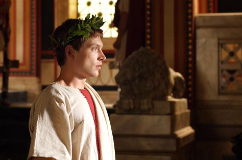 Rome TV Series - Season 2 Episode 5 Still Octavian Caesar, Hbo Rome, Rome Tv Series, Rome Hbo, Rome Series, Augustus Caesar, Famous Dialogues, Emperor Augustus, Mark Antony