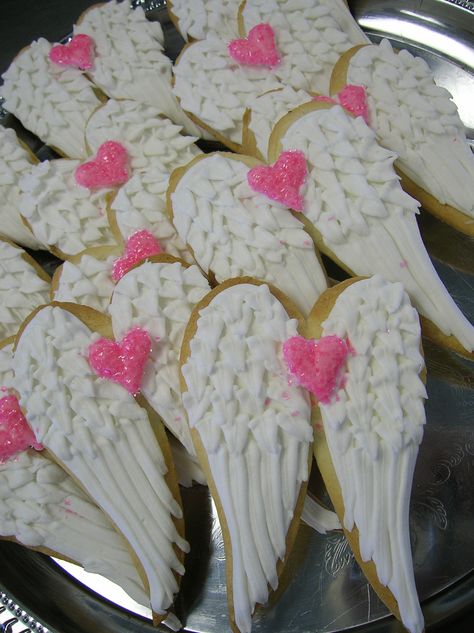 Angel Wing Cookies, Angel Wings Cake, Victoria Secret Party, Angel Baby Shower, Angel Cookies, Secret Party, Angel Theme, Valentines Day Food, Pretty Cookies