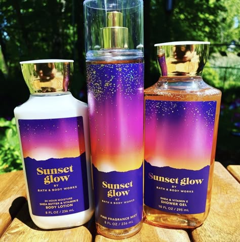 Bath And Body Works Sunset Glow, Sunset Glow Bath And Body Works, Bath And Body Works Perfume Collection, Best Bath And Body Works Scents, Bath And Body Works Aesthetic, Bath And Body Works Collection, Bath And Body Works Scents, Perfume Bath And Body Works, Victoria Secret Perfume Body Spray