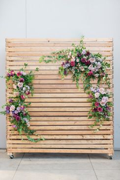 Easter Photo Booth, Easter Photo Backdrop, Colony House, Pallet Backdrop, Easter Backdrops, Wood Backdrop, Easter Photos, Living Essentials, Chocolate Decorations