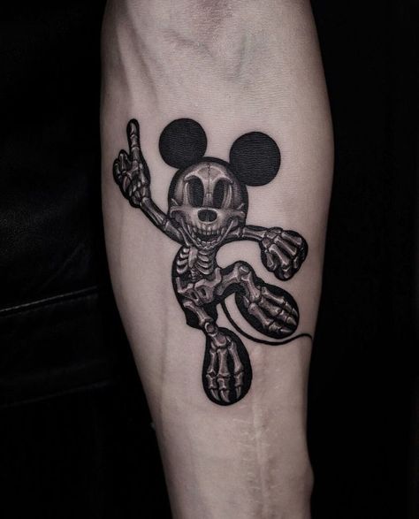 Steve Butcher Tattoo, Mickey Tattoo, Marilyn Monroe Tattoo, Goth Disney, Gamer Tattoos, Tattoo Apprenticeship, C Tattoo, Wicked Tattoos, Deer Tattoo