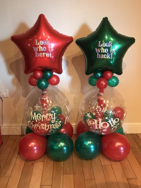 Christmas Balloon Bouquet Ideas, Christmas Stuffed Balloons, Christmas Balloon Bouquets, Elf Balloon Ideas, Christmas Balloon Ideas, Elf Balloons, Gold And Silver Christmas, Balloon Decoration Ideas, Balloon Displays