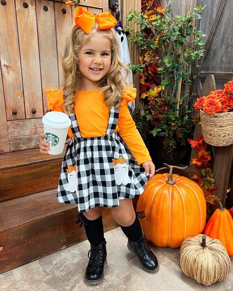 Ghostest with the Mostest 🧡➡️ Fall looks to Love! . #halloweenkids #kidshalloween #halloweenobsessed #spookyseason #halloweenoutfit #halloweenstyle #halloweenfashion #kidsfallfashion #toddlergirlfashion #kidsdress #fallstyle #cutestkids Girl Toddler Fall Outfits, Fall Outfits Girls Kids, Kid Halloween Costumes Girl, Fall Toddler Outfits Girl, Toddler School Outfits Girl, Toddler Girl Costumes For Halloween, Girl Toddler Halloween Costumes, Toddler Girl Overalls Outfit, Halloween Costumes For Toddler Girl