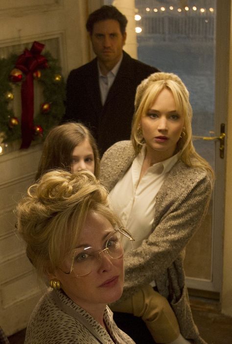 Jennifer Lawrence in "Joy". Jennifer Lawrence Joy, Jennifer Lawrence, Feel Good, Feelings, Film, Hair