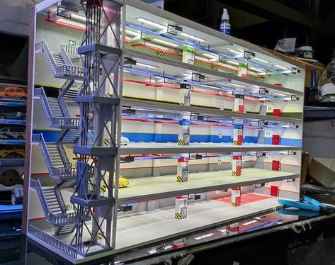 Diecast Display Ideas, Hot Wheels Parking Garage, Hotwheels Display Ideas, Model Car Display Ideas, Hot Wheels Display Ideas, Hot Wheels Garage Diy, Hot Wheels Storage Display, Hot Wheels Diorama, Hot Wheels Cars Display