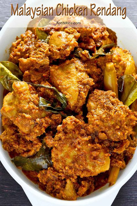 Malaysian Chicken Recipes, Rendang Chicken Recipe, Chicken Rendang Malaysia, Chicken Rendang Recipe, Malaysian Side Dishes, Malaysian Food Recipes, Malay Dishes, Rendang Recipe, Chicken Rendang