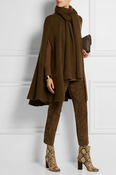 Michael Kors - Brown poncho. Brown Cape Outfit, Brown Poncho Outfit, Brown Wool Cape For Winter, Brown Fall Cape Outerwear, Cozy Brown Cape-style Outerwear, Luxury Brown Wool Cape, Eden Moon, Green Clothes, Winter Street Style