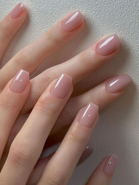 Korean neutral nails: nude pink Sheer Nails, Nagellack Trends, Nude Nail Designs, Subtle Nails, Soft Nails, Jelly Nails, Neutral Nails, Dipped Nails, Elegant Nails