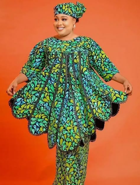 Kampala Gown Styles For Ladies, Lace Dress Classy, Boubou Styles For Women, Islamic Fashion Dresses, Bubu Gown Styles, Fancy Short Dresses, Shweshwe Dresses, African Fabric Dress