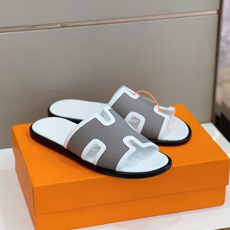 Hermes Izmir Sandal White And Grey For Men Check more at https://luxurbags.com/products/hermes-izmir-sandal-white-and-grey-for-men-2/ Hermes Izmir Sandal, Hermes Izmir, Hermes Sandals, Wardrobe Black, Hermes Style, Piping, Luxury Bags, Dust Bag, Cut Out