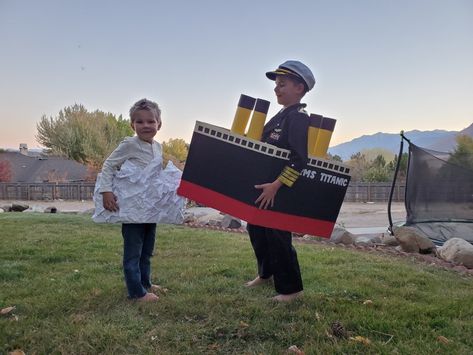 Cardboard box costumes: Titanic and iceburg Iceberg Costume Diy, Cardboard Box Costumes, Cardboard Box Costume, Titanic Costume, Box Costumes, Hallowen Costume, The Titanic, Ladies And Gentlemen, Book Week