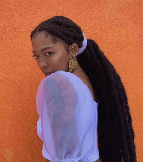 Chunky Braids For Black Women, Faux Locs Long, 4c Natural Hairstyles Short, Coachella Hair, Cornrows Natural Hair, Chunky Braids, Big Box Braids Hairstyles, Marley Hair, Edges Hair