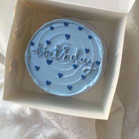 Simple Birthday Cake Blue, Simple Aesthetic Birthday Cakes Blue, Aesthetic Birthday Party Themes Blue, Light Blue Birthday Cake For Women, Sweet 16 Blue Cake, Blue Cakes For Boys, Birthday Cake Light Blue, Simple Blue Birthday Cake, Blue Cakes For Girls Birthday