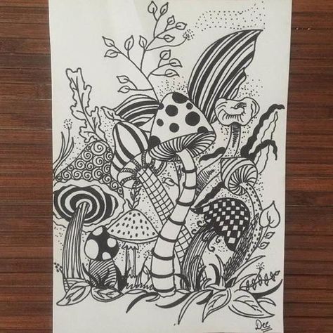 Wild Flowers Drawing Sketch, Pen Mushroom Drawing, Zentangle Mushrooms, Zentangle Mushrooms Pattern, Mushrooms Zentangle, Zendoodle Art Mushroom, Mushroom Zentangle Doodles, Mushroom Ideas, Mushroom Sketch Trippy