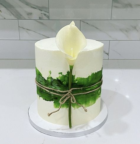 Cake Decoration With Flowers, New Cake Design, Flower Cake Design, Lily Cake, Cake Designs For Girl, Wafer Paper Cake, Elegant Birthday Cakes, Chocolate Cake Decoration, Simple Birthday Cake