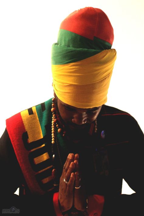 Jamaica Jahmaica  (Reggae artist -Prophecy Izis) Rasta Culture, Jamaican People, Rasta Art, Rastafarian Culture, Reggae Art, Rasta Man, Jah Rastafari, Reggae Artists, Jamaican Culture