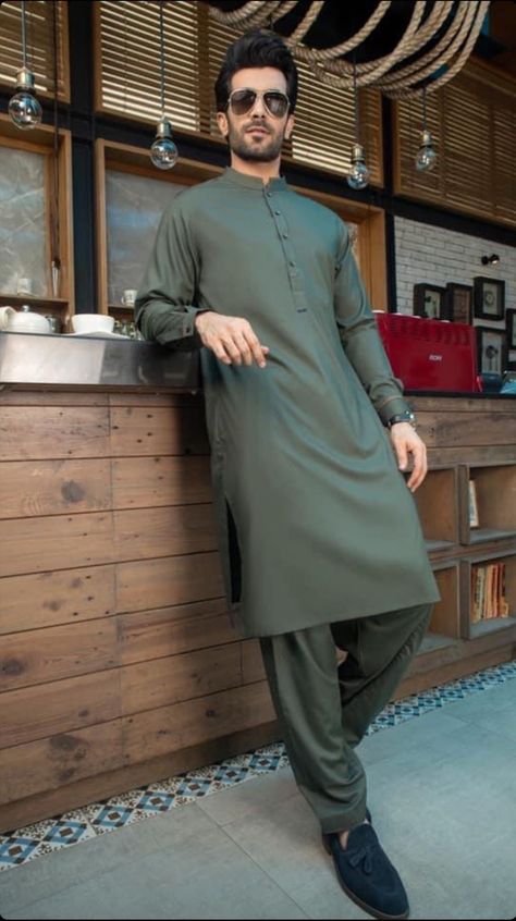 Shalwar Kameez Colors For Men, Men Shalwar Kameez Design, Muslim Men Clothing, Pathani For Men, Wedding Matching Outfits, Shalwar Kameez Designs, Wedding Kurta, Wedding Kurta For Men, Feroz Khan