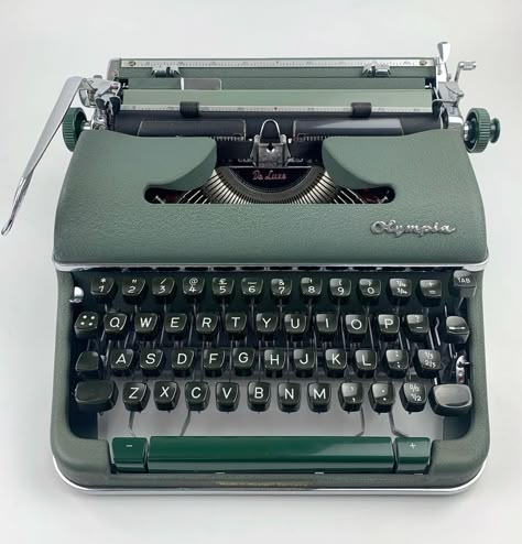 Vintage Typewriter Aesthetic, Typewriter Aesthetic, Aesthetic Love Couple, Fantasy Tools, Type Writers, Olympia Typewriter, Writing Machine, Antique Typewriter, Control Panels