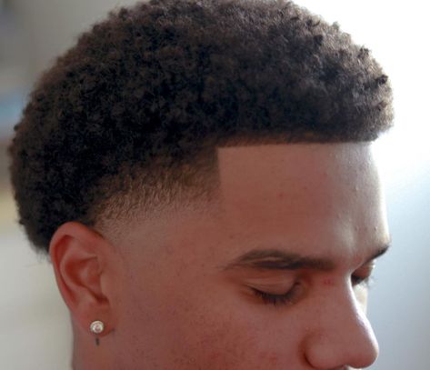 Afro Taper Fade, Mid Taper Fade Haircut, Mid Taper Fade, Taper Fade Afro, Afro Hair Fade, Mid Taper, Best Short Haircuts For Men, Taper Fade Short Hair, Fade Haircut Designs