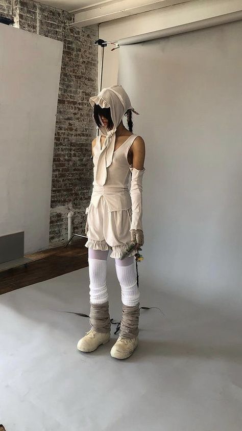 Avant Apocalypse Fashion, Deconstructed Clothes, Korean Grunge Aesthetic, Avant Apocalypse, Fashion Avant Garde, Korean Grunge, Richard Malone, Subversive Fashion, Margiela Archive