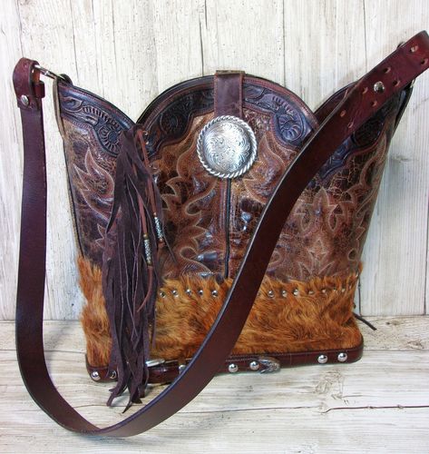 Top Shelf Cowboy Boot Purse with Fringe TS294 https://christhompsonbags.com/products/handmade-leather-purse-cowboy-boot-purse-western-leather-purse-ts294 Chris Thompson Bags #Bestseller Best Cowboy Boots, Purse With Fringe, Boot Purse, Totes Boots, Cowboy Boot Purse, Fringe Cowboy Boots, Statement Purse, Hipster Purse, Handmade Leather Tote