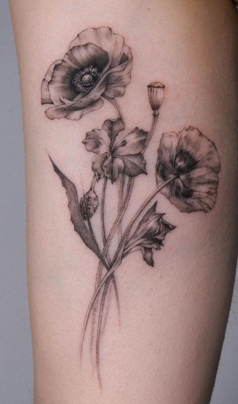 100+ Amazing Poppy Tattoo Designs with Meanings, and Ideas 51 Flower Side Tattoo, Chameleon Tattoo, Realistic Flower Tattoo, Thistle Tattoo, Poppy Flower Tattoo, Poppy Tattoo, Tattoos For Dog Lovers, Poppies Tattoo, Fire Tattoo