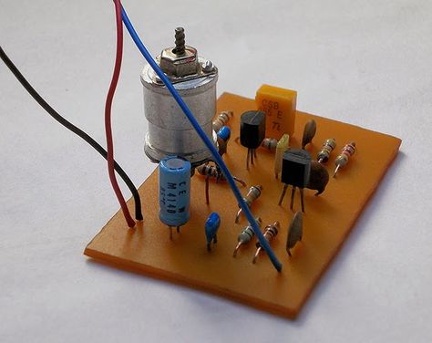 Beat frequency oscillator (BFO) to receive SSB and CW signals from ordinary shortwave receiver... Shortwave Receiver, Open Source Projects, Amateur Radio, Short Waves, Ham Radio, Open Source, Free Time, Log, Electronics